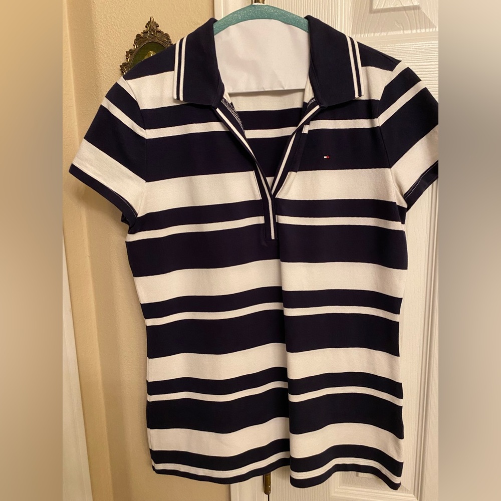 2  Tommy Hilfiger polos M